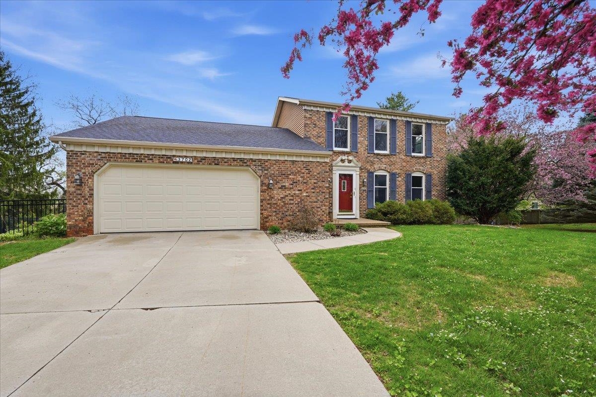 3702 Nathan Hale Court