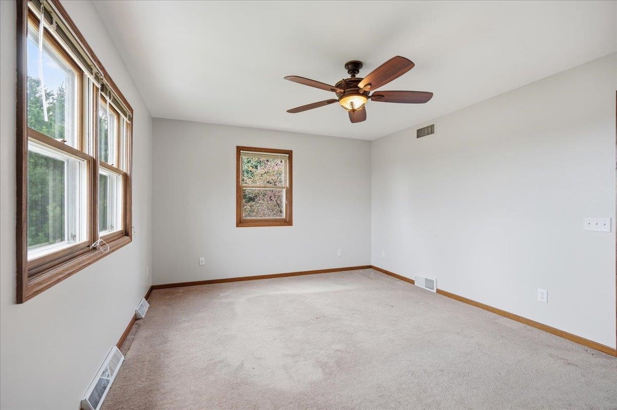 3702 Nathan Hale Court