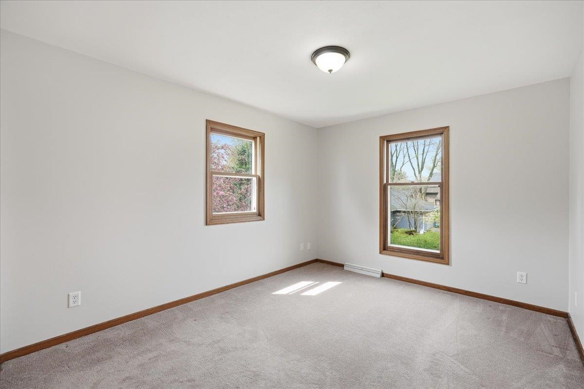 3702 Nathan Hale Court
