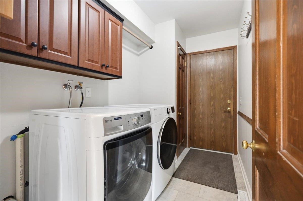 3702 Nathan Hale Court