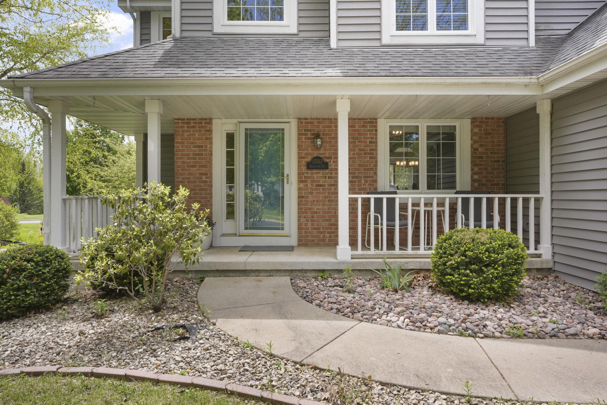 5507 Grassland Trail