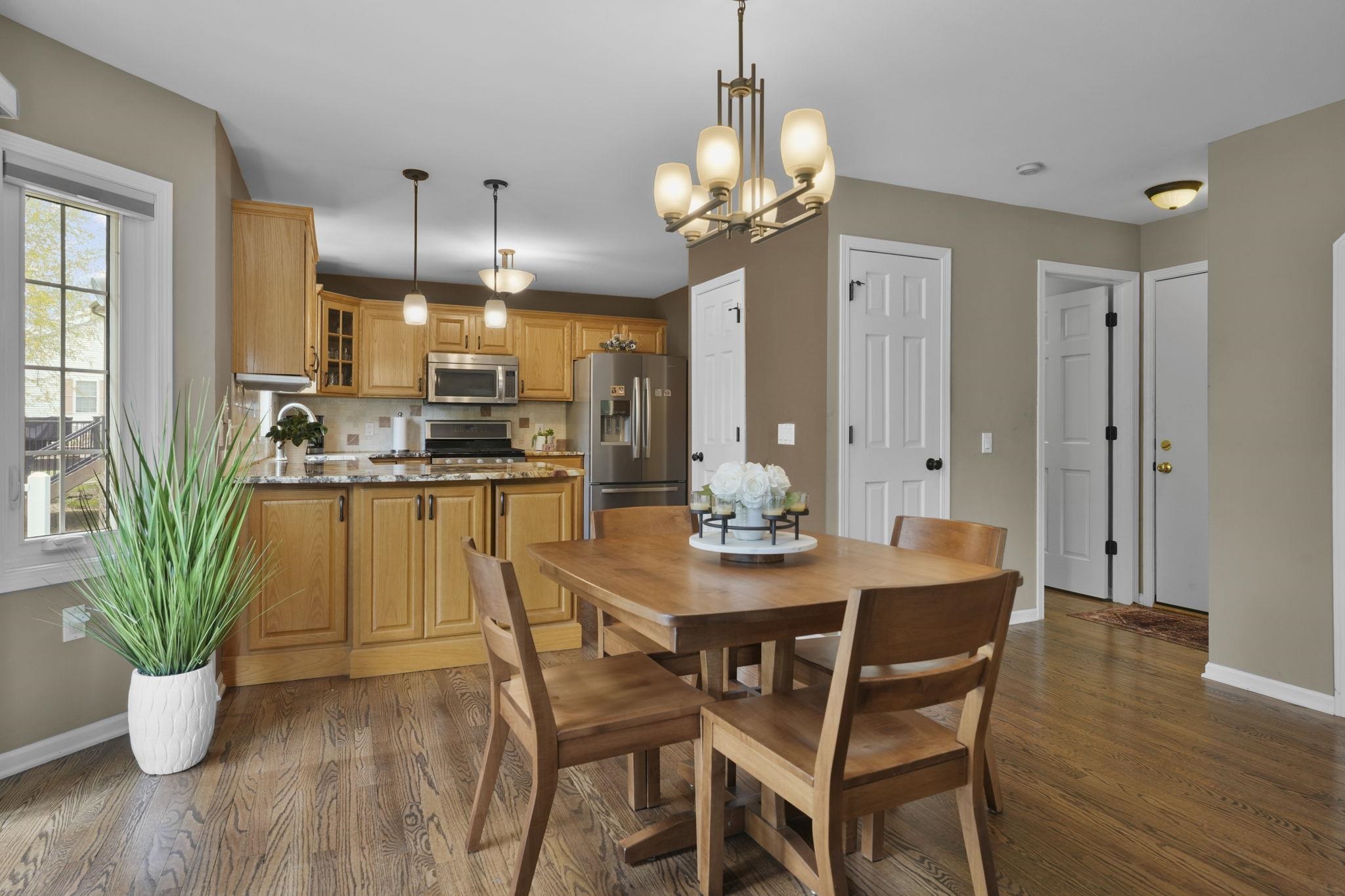 5507 Grassland Trail