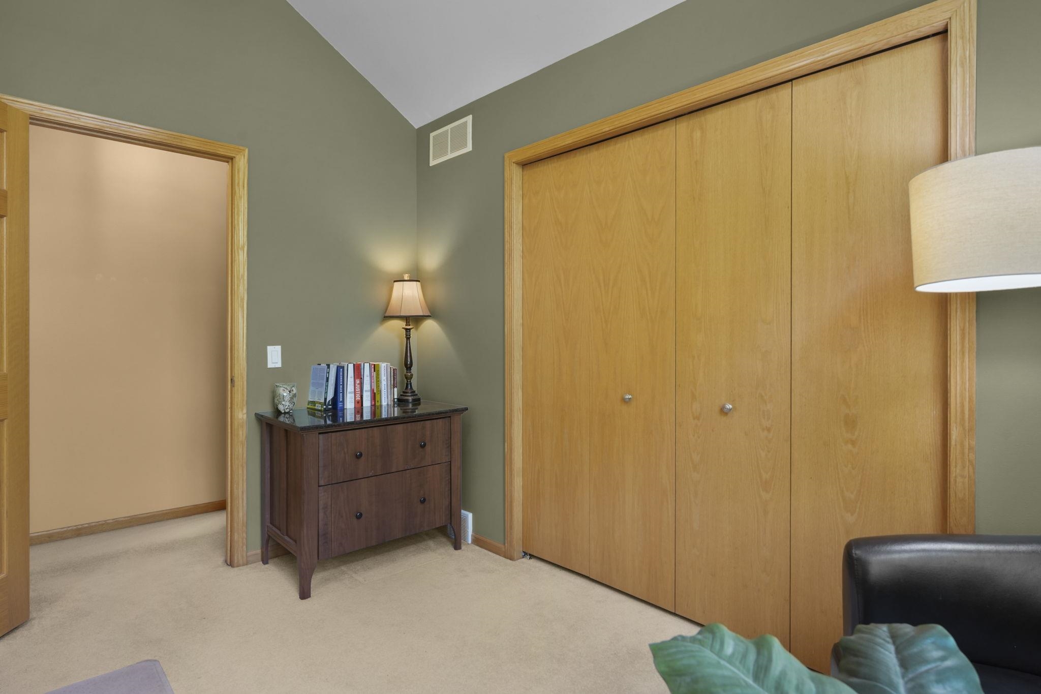 5507 Grassland Trail