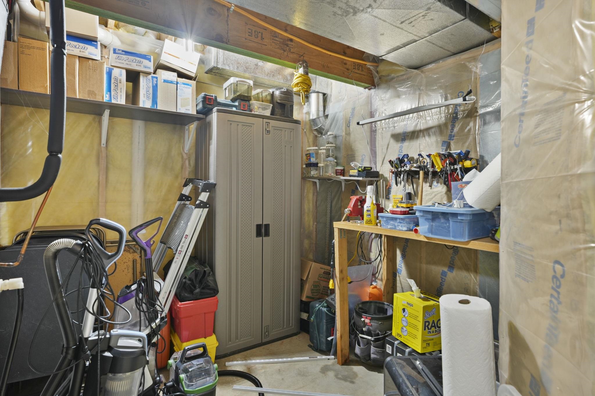 5507 Grassland Trail