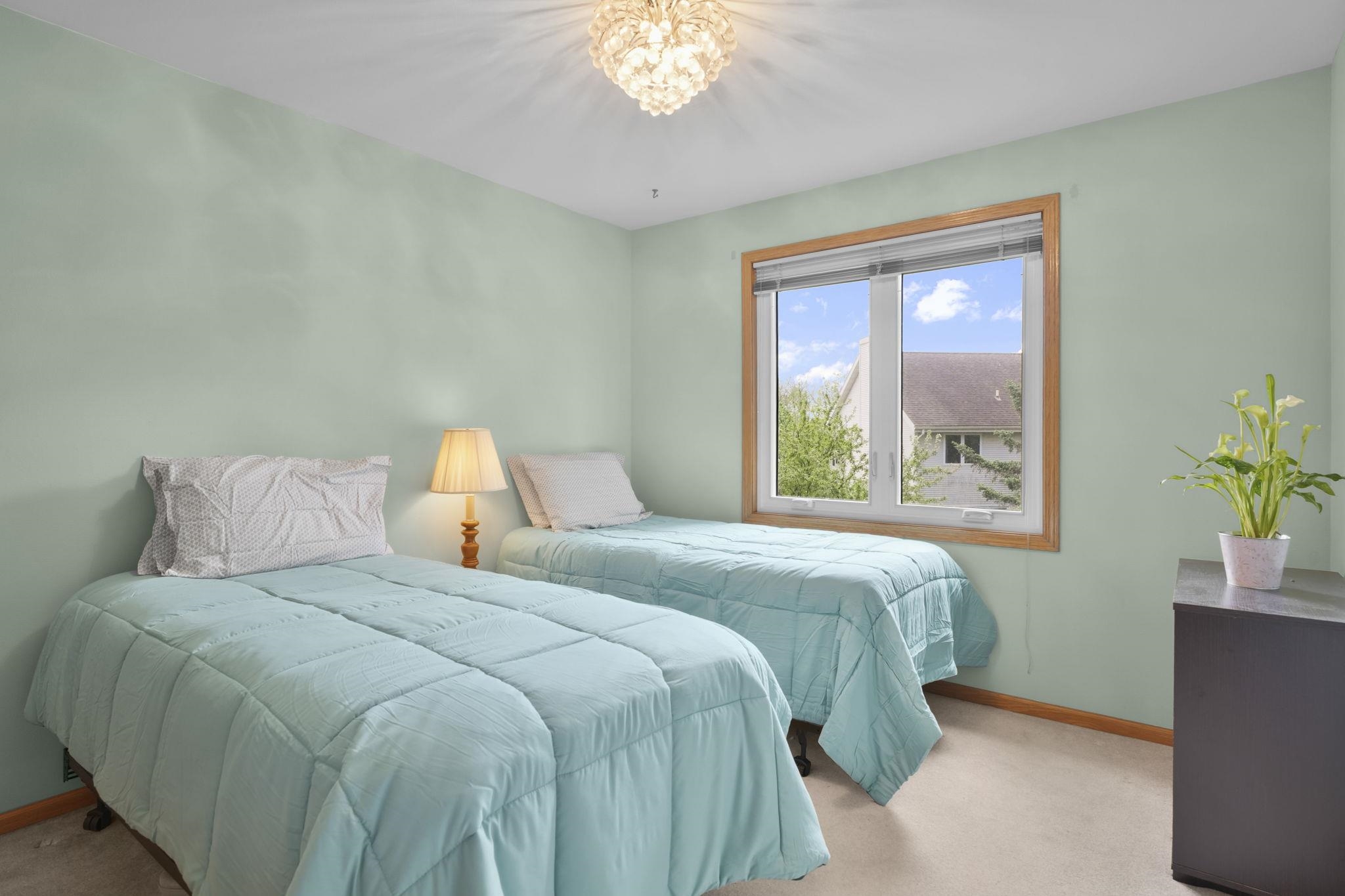 5507 Grassland Trail