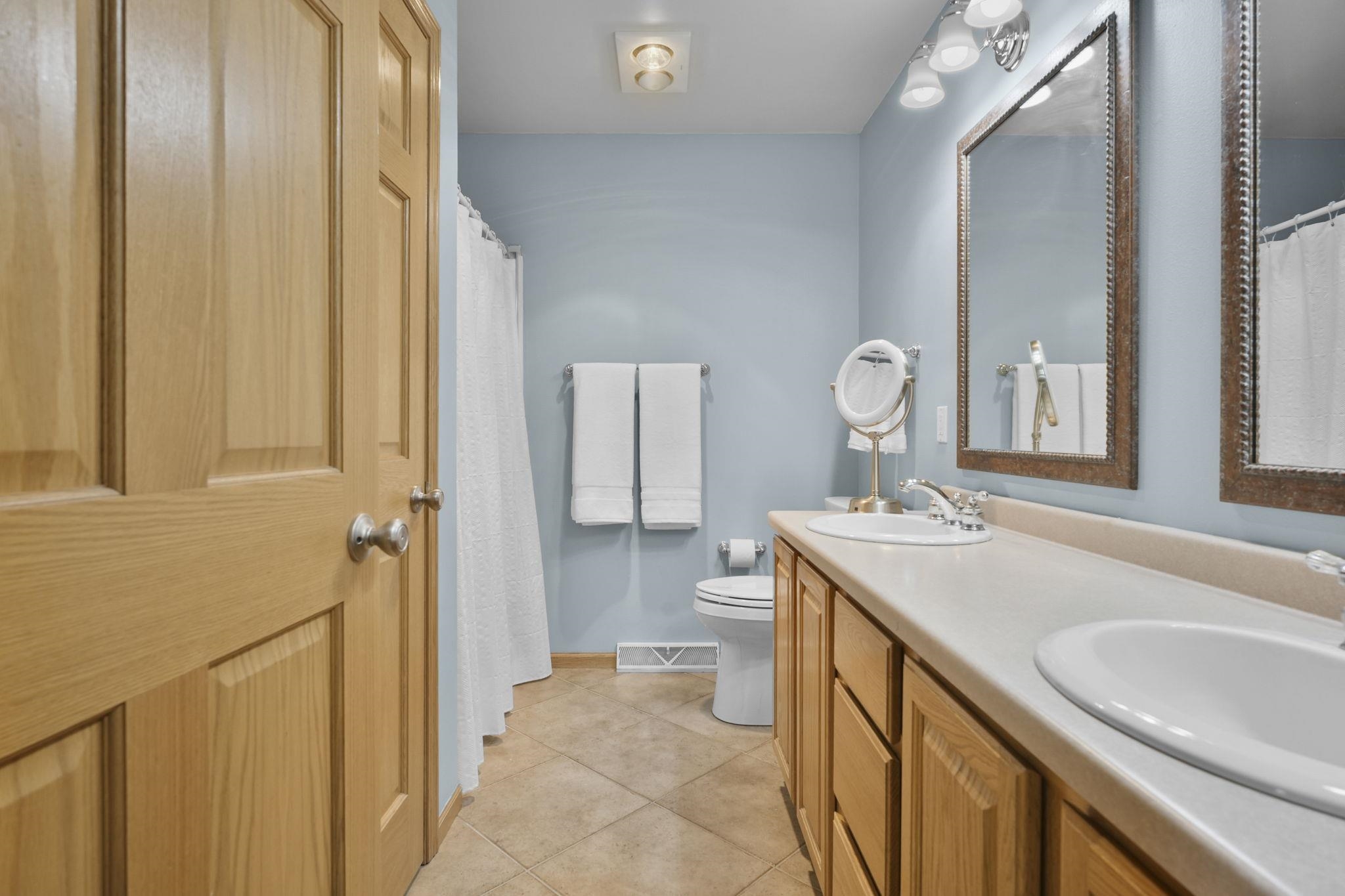 5507 Grassland Trail