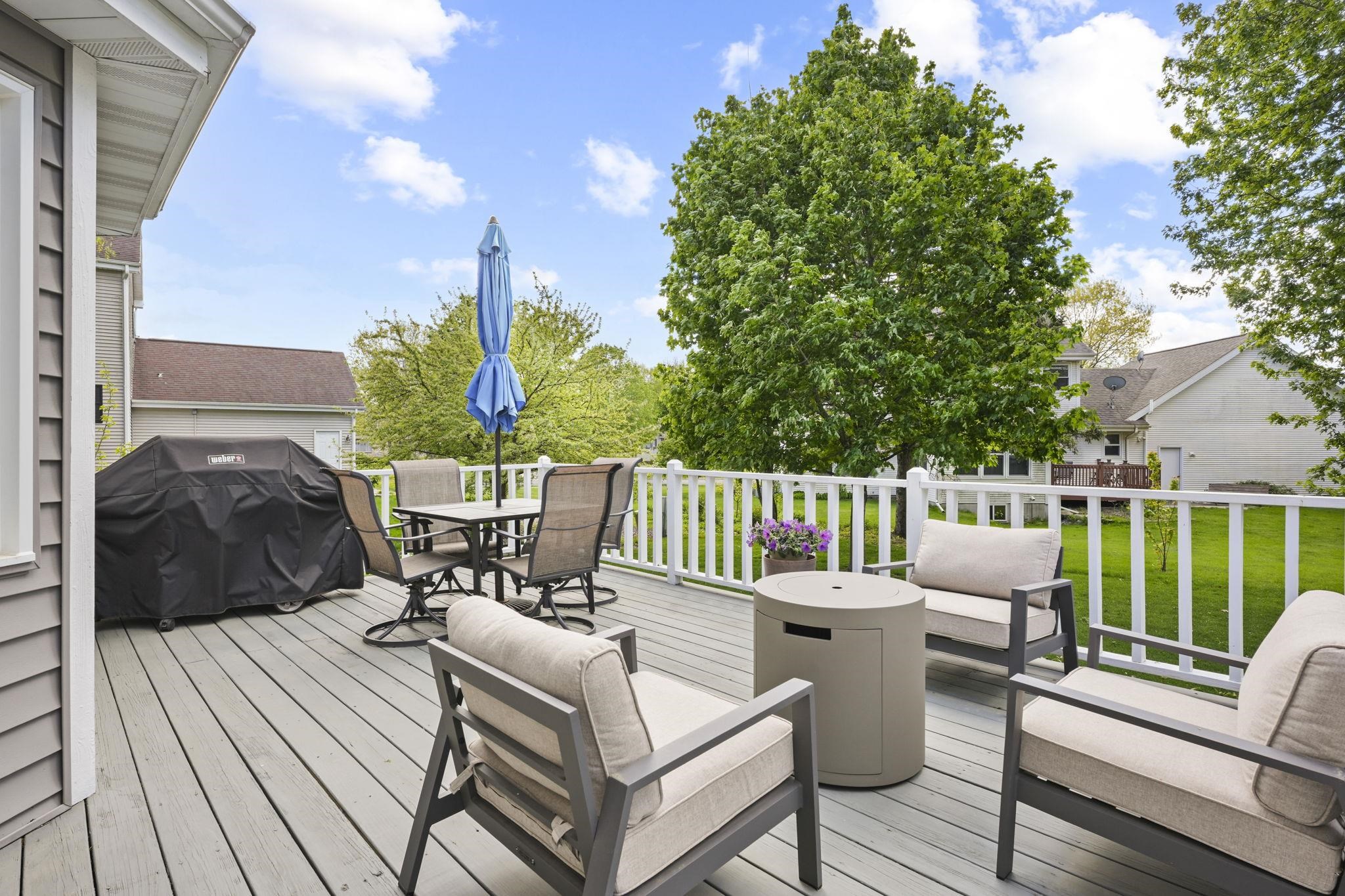 5507 Grassland Trail