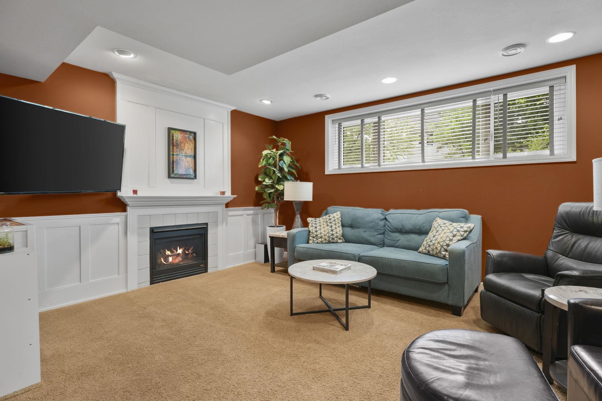 5507 Grassland Trail