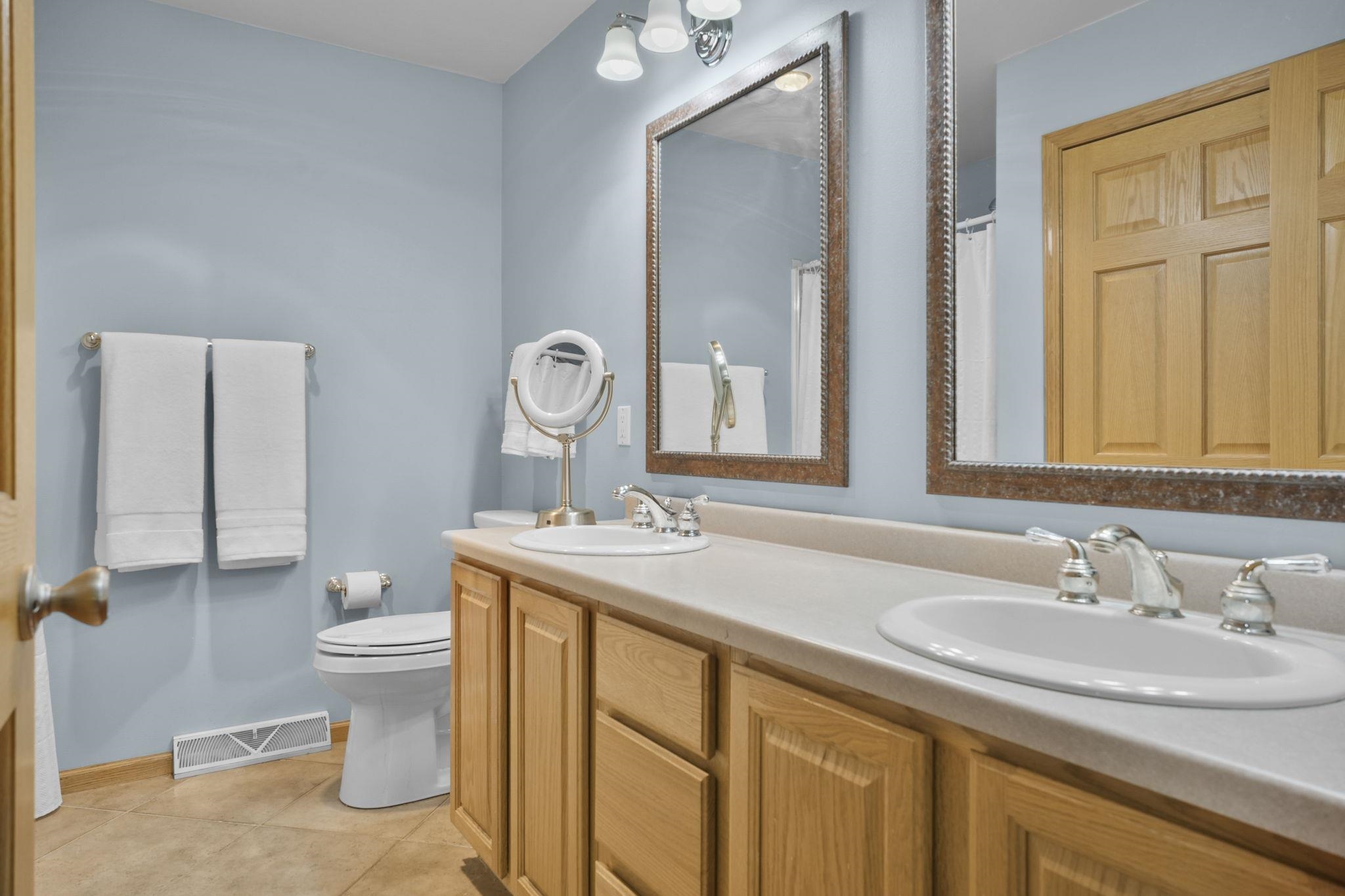 5507 Grassland Trail