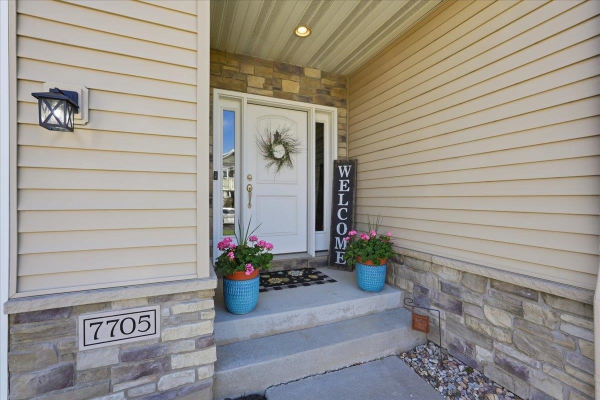 7705 Catchfly Lane