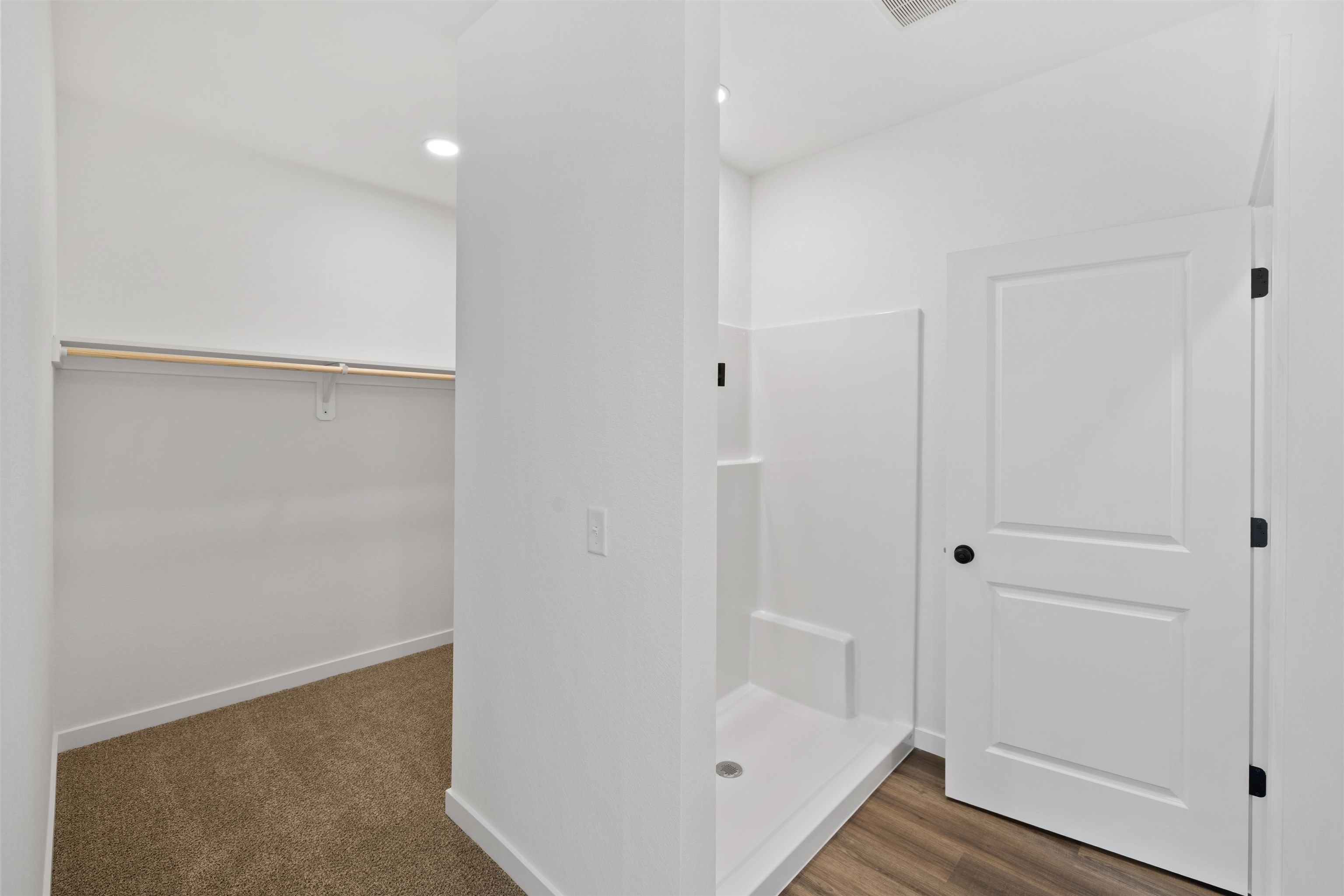 407 Ridge Court