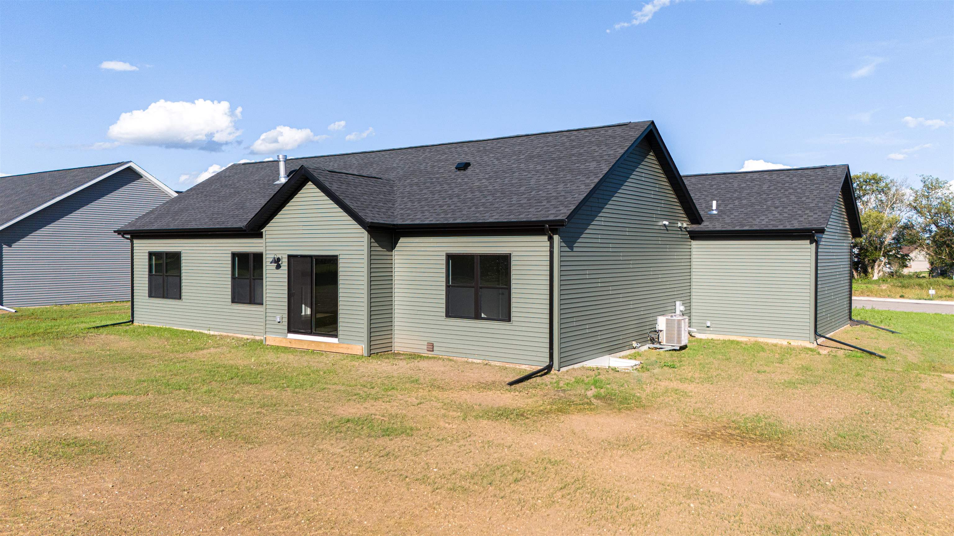 407 Ridge Court