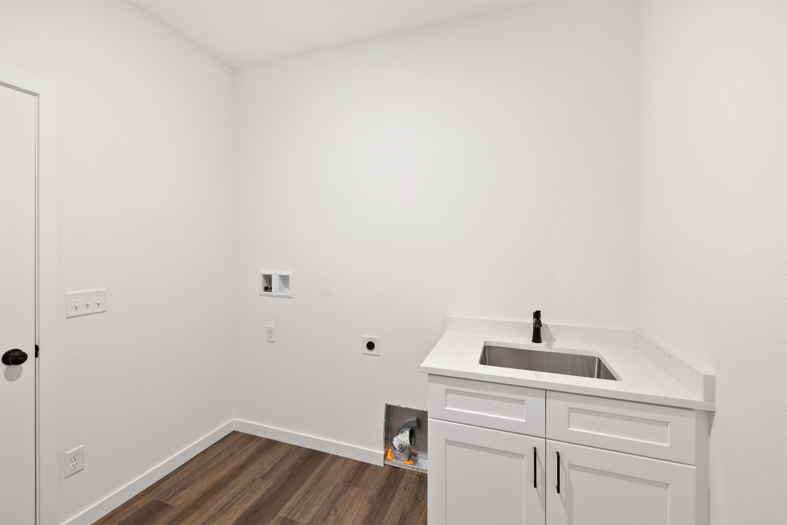 407 Ridge Court