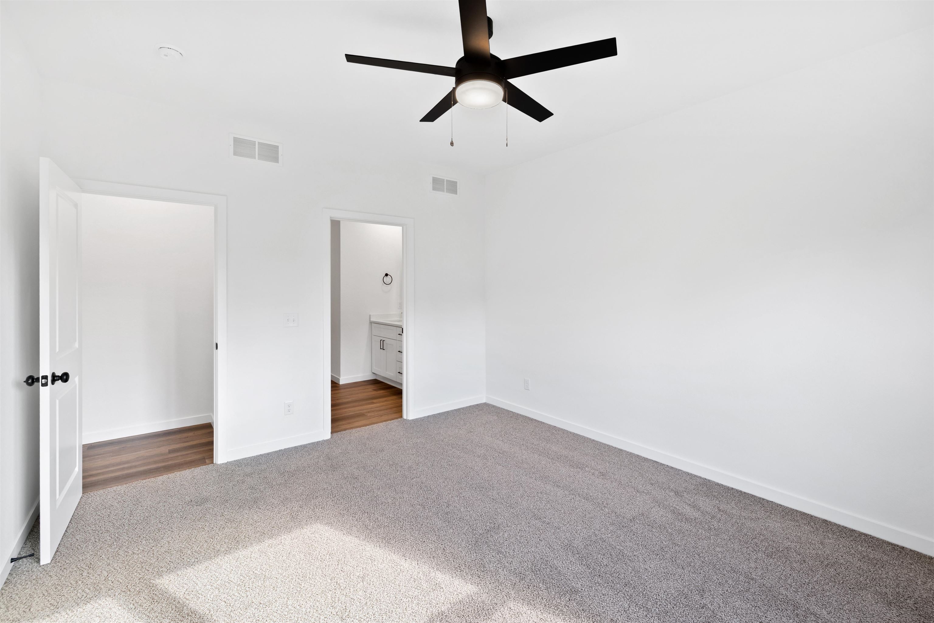 407 Ridge Court