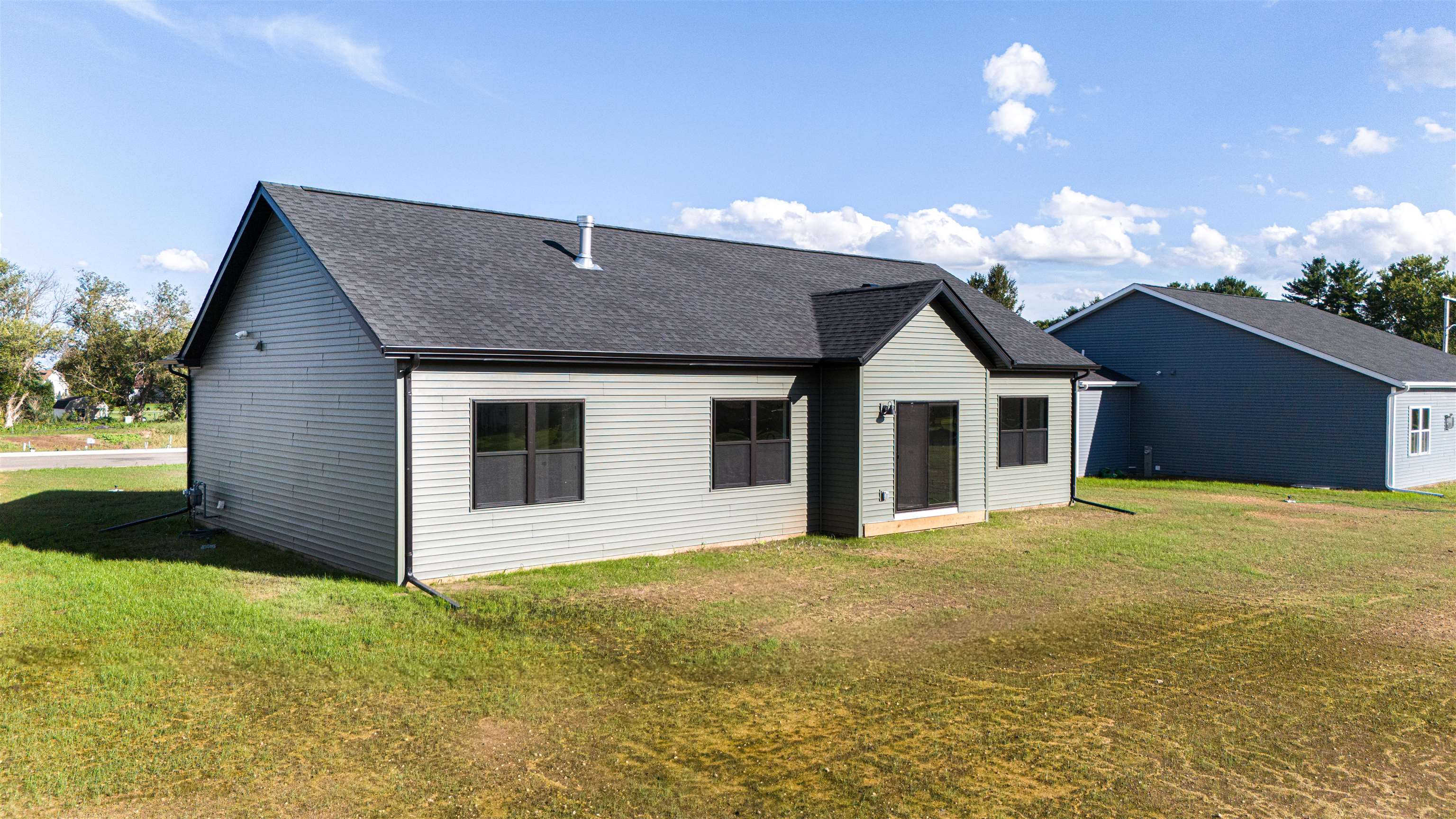 407 Ridge Court