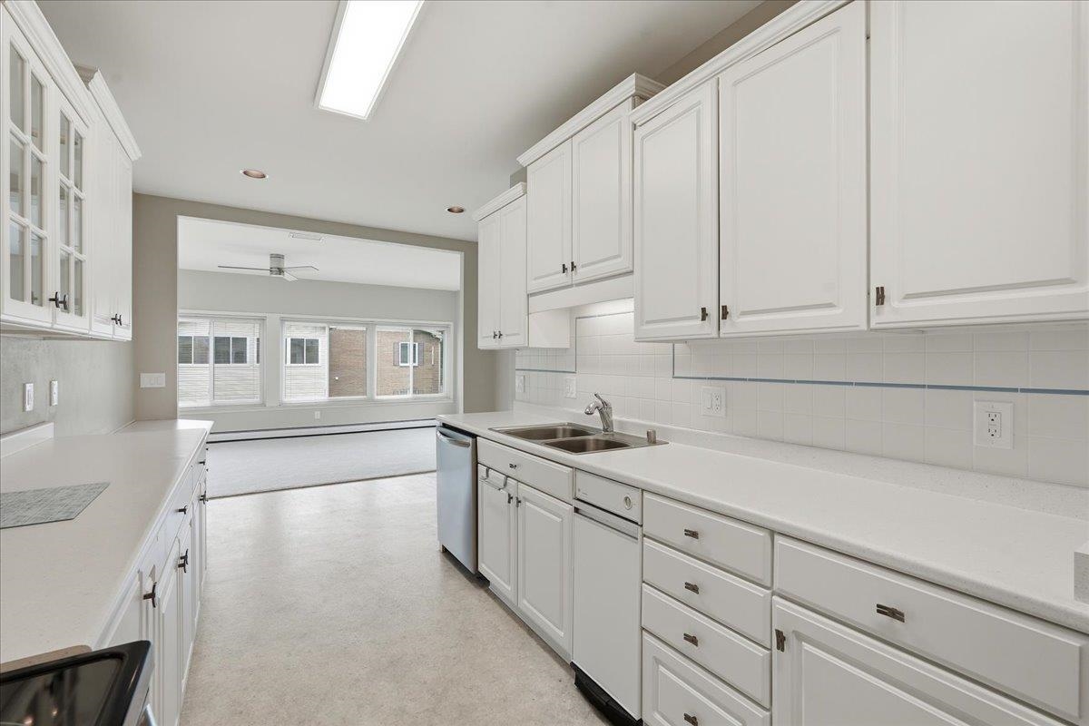 99 Golf Parkway H