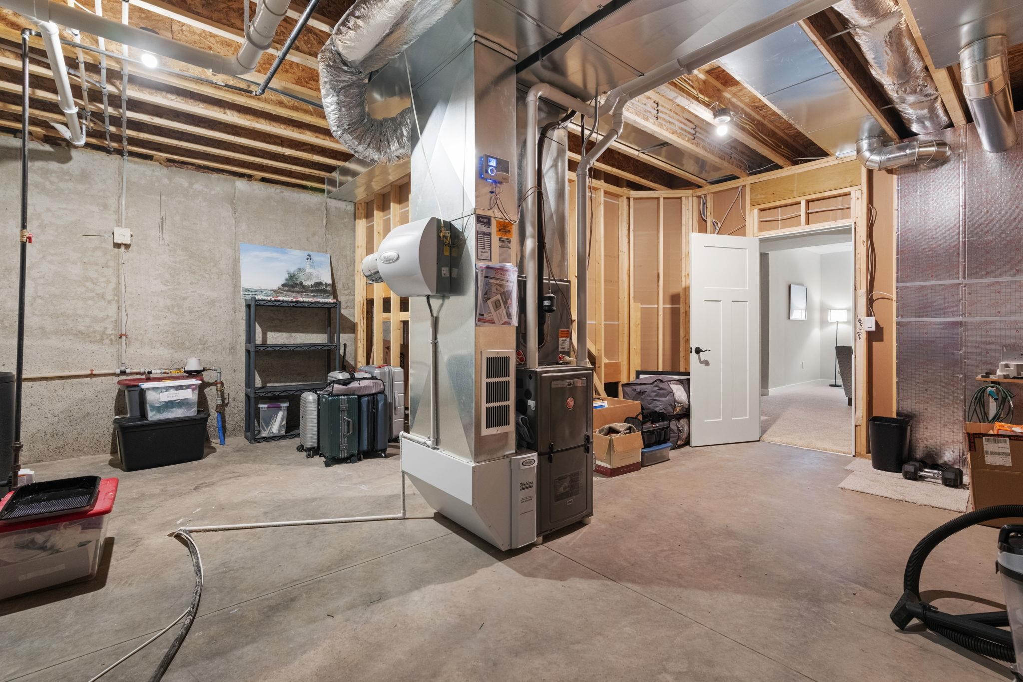 15 Prince Way Unit: 15