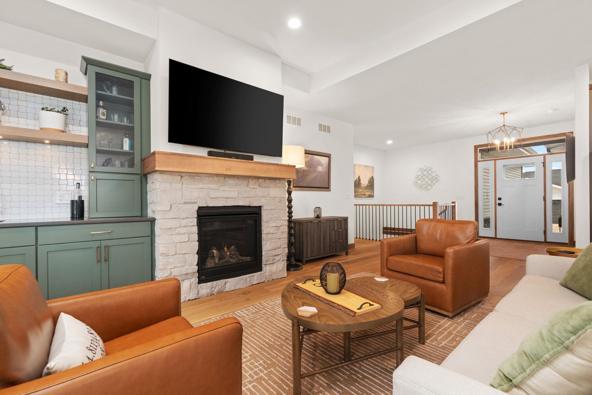 15 Prince Way Unit: 15