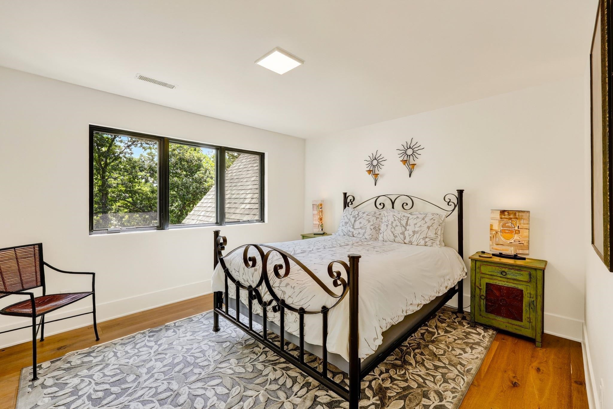 3176 Woodhill Circle