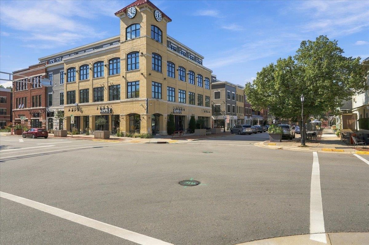 7777 Elmwood Avenue Unit: 208