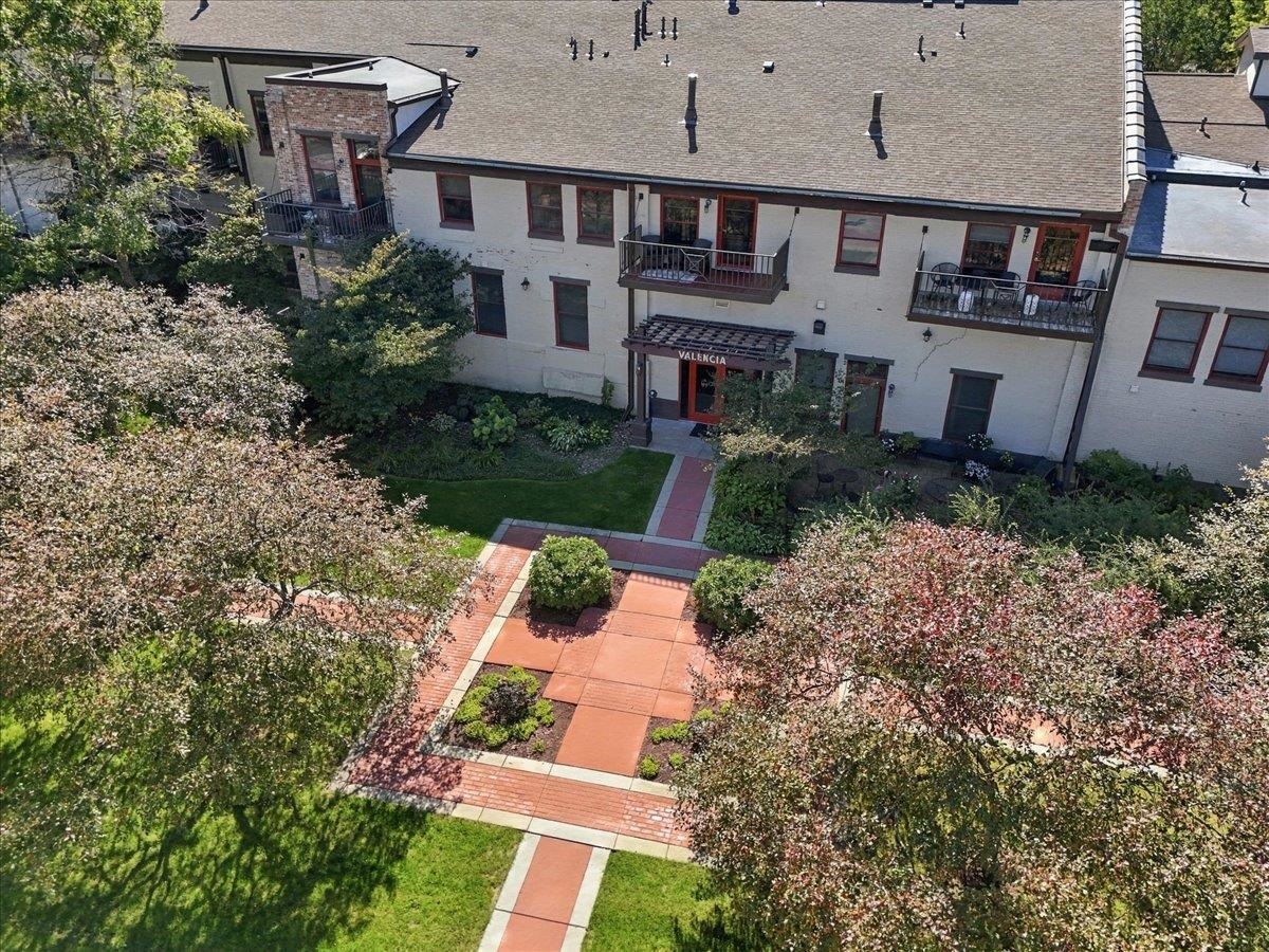7777 Elmwood Avenue Unit: 208