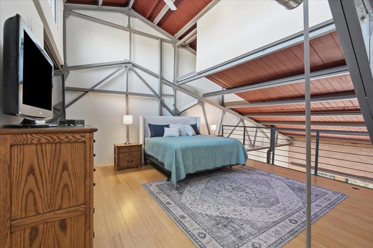 7777 Elmwood Avenue Unit: 208