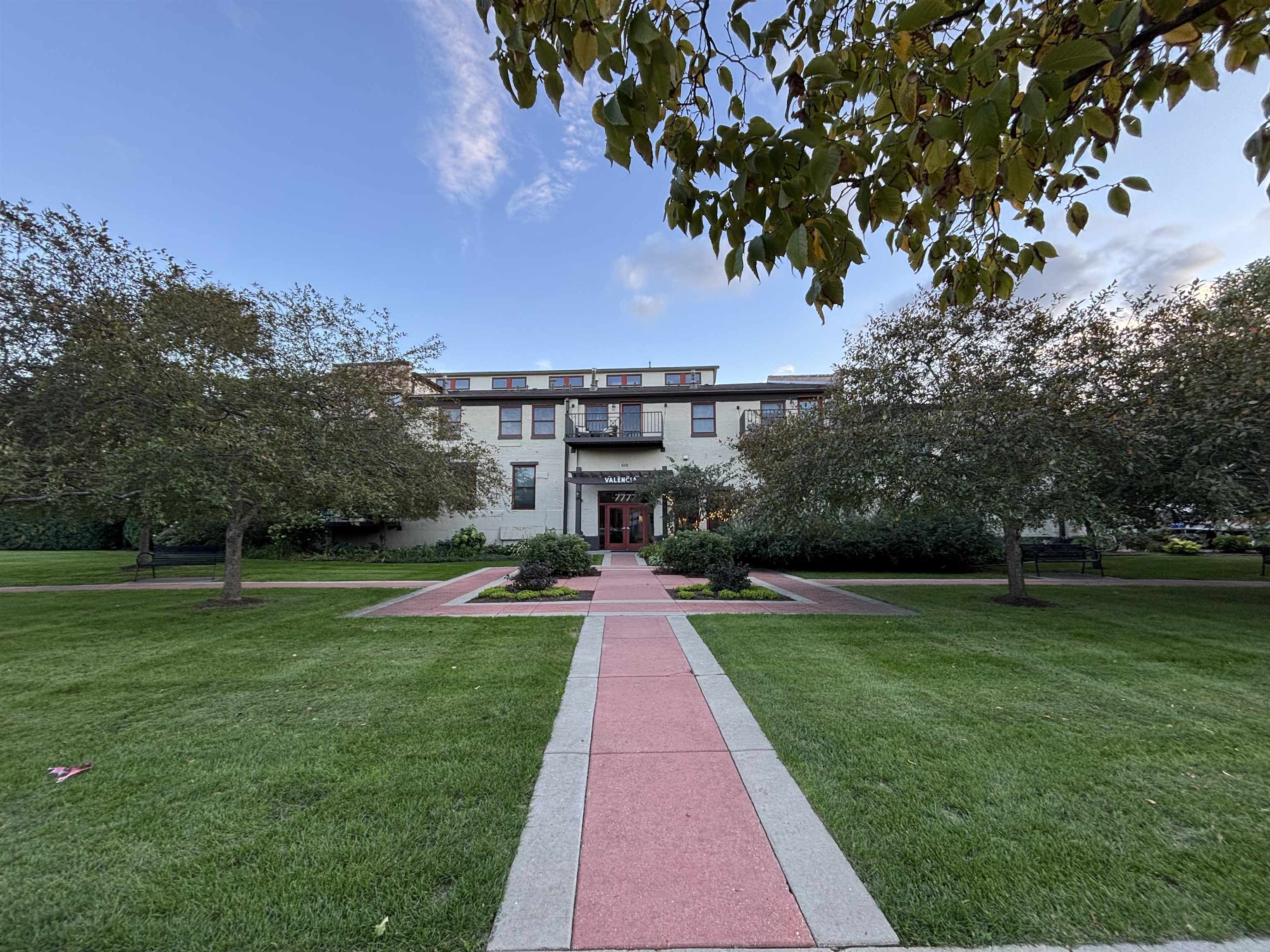 7777 Elmwood Avenue Unit: 208