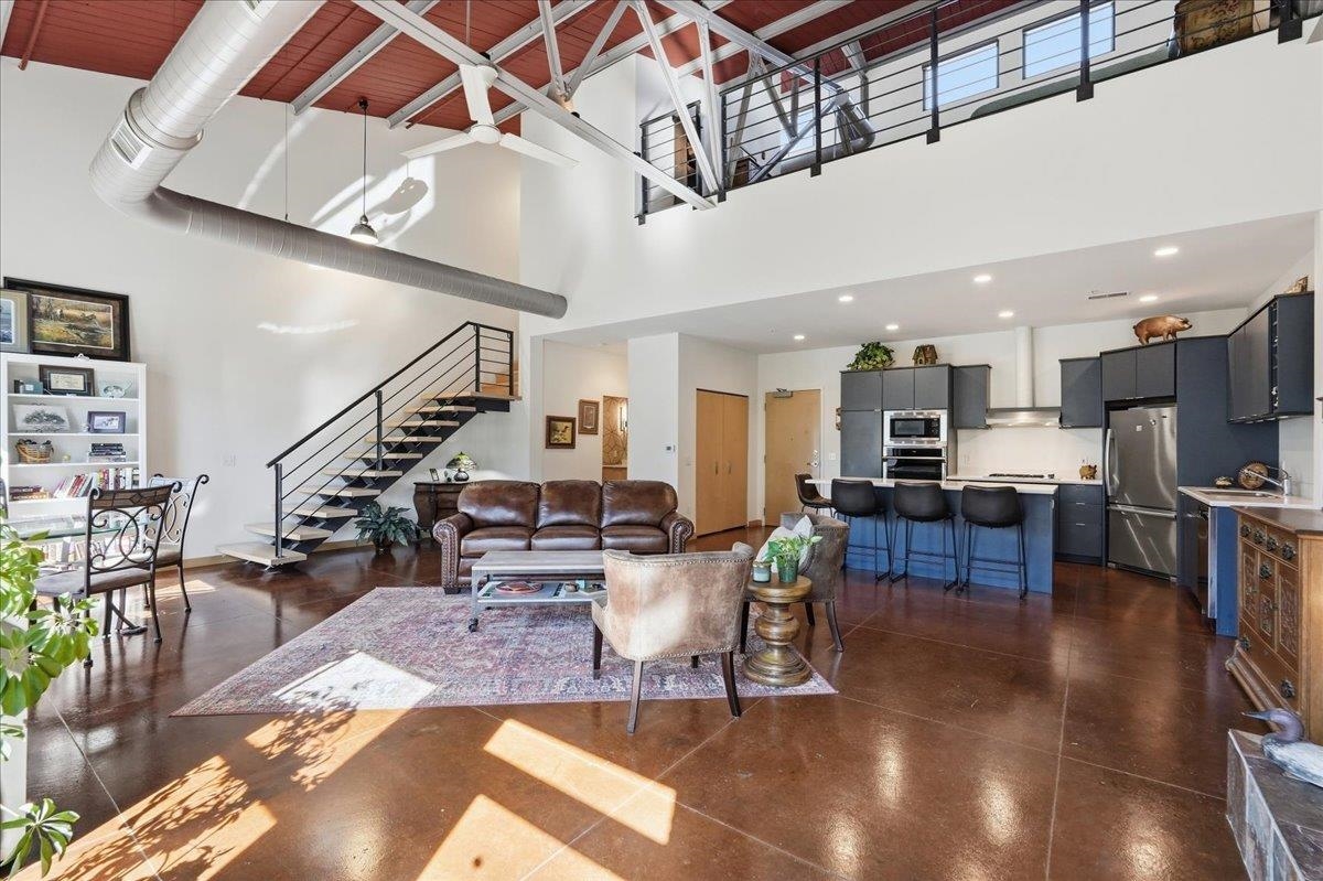 7777 Elmwood Avenue Unit: 208
