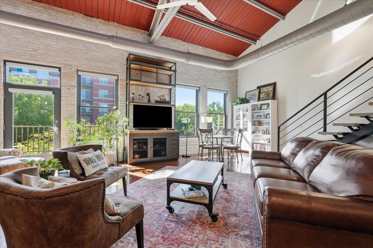 7777 Elmwood Avenue Unit: 208