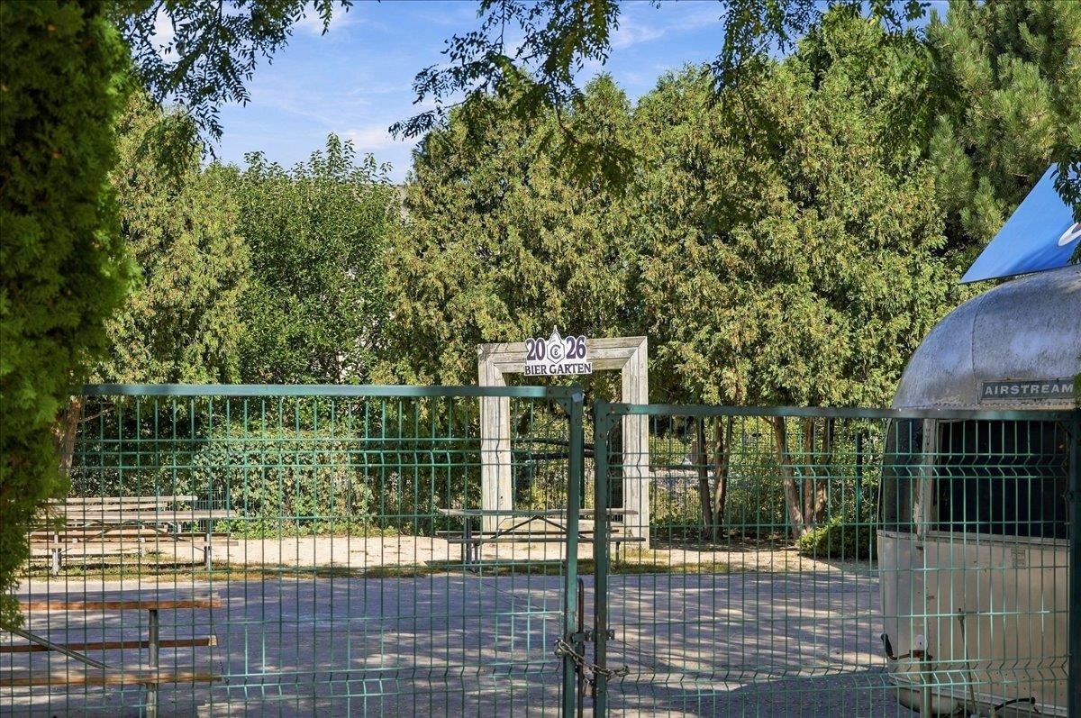 7777 Elmwood Avenue Unit: 208