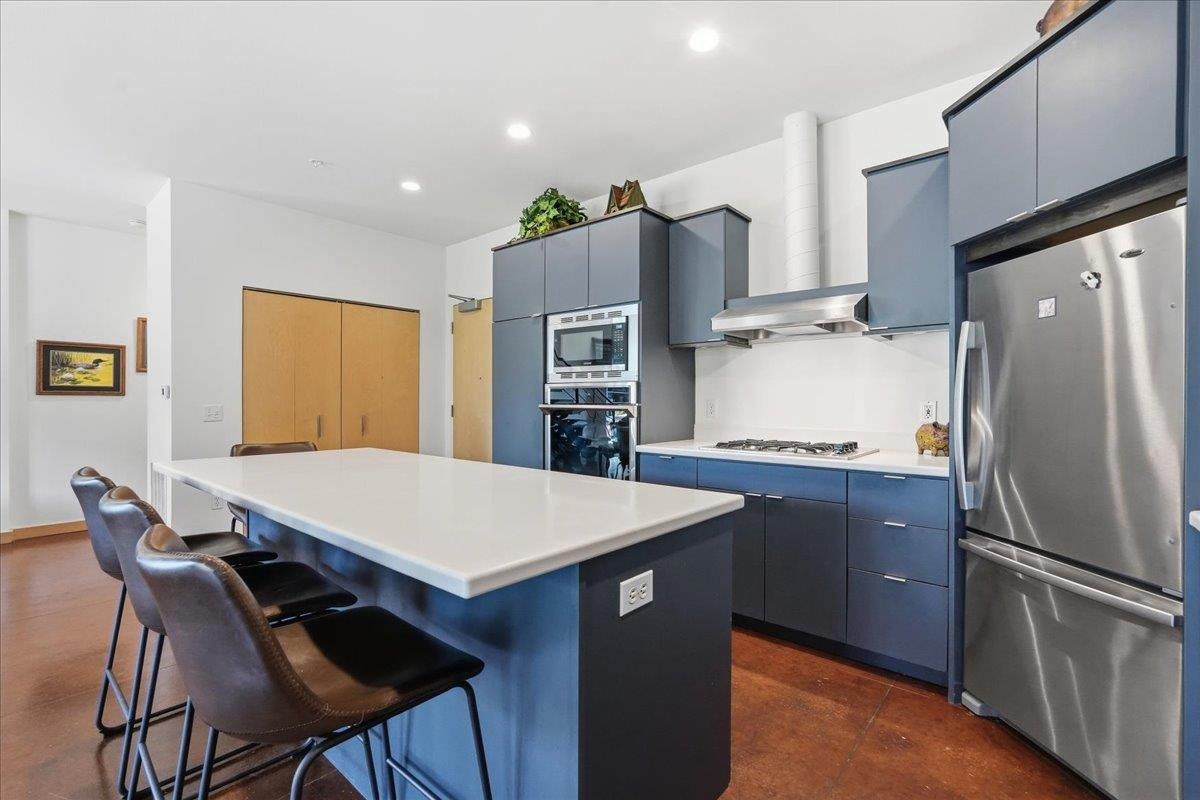 7777 Elmwood Avenue Unit: 208
