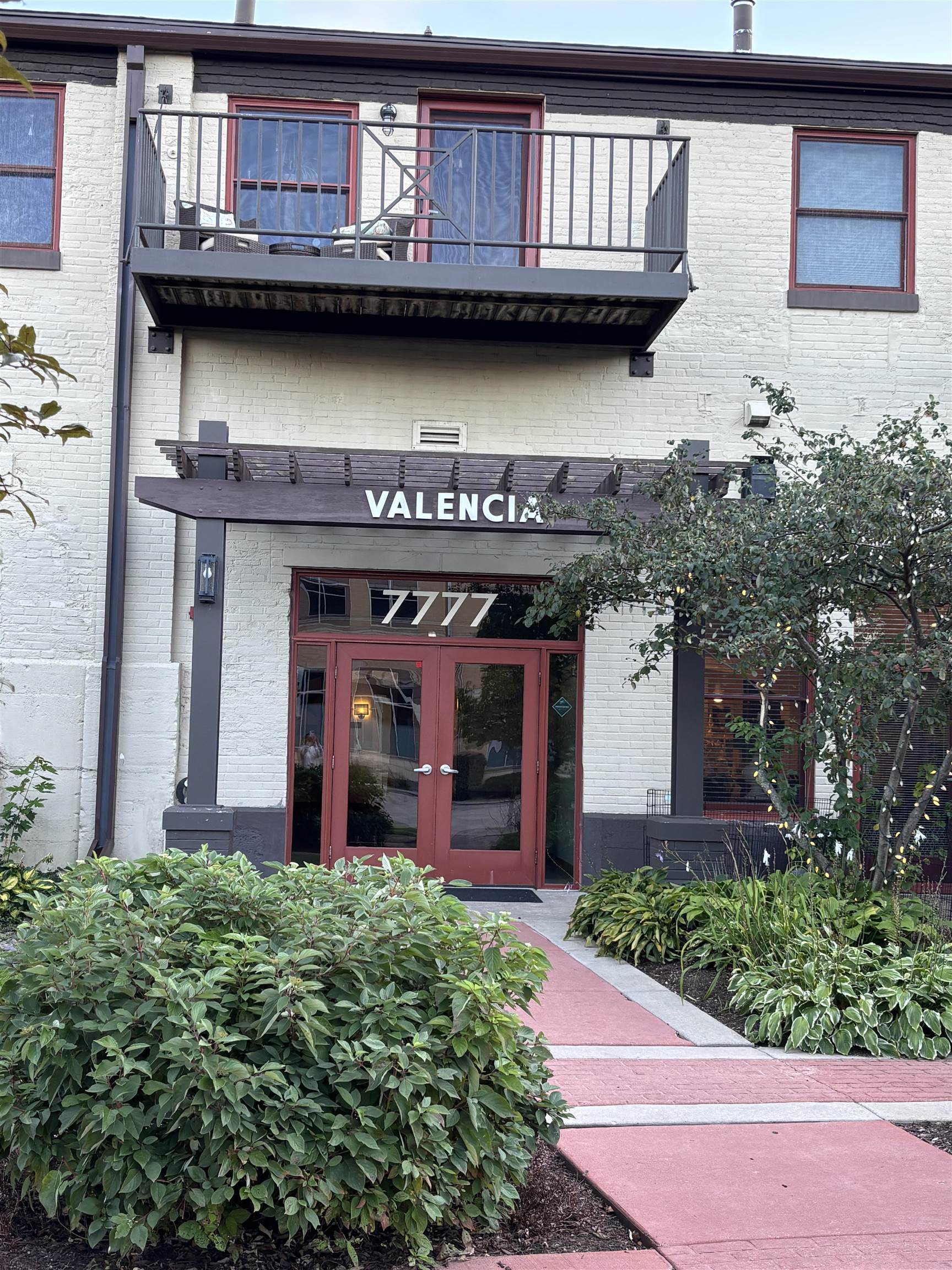 7777 Elmwood Avenue Unit: 208
