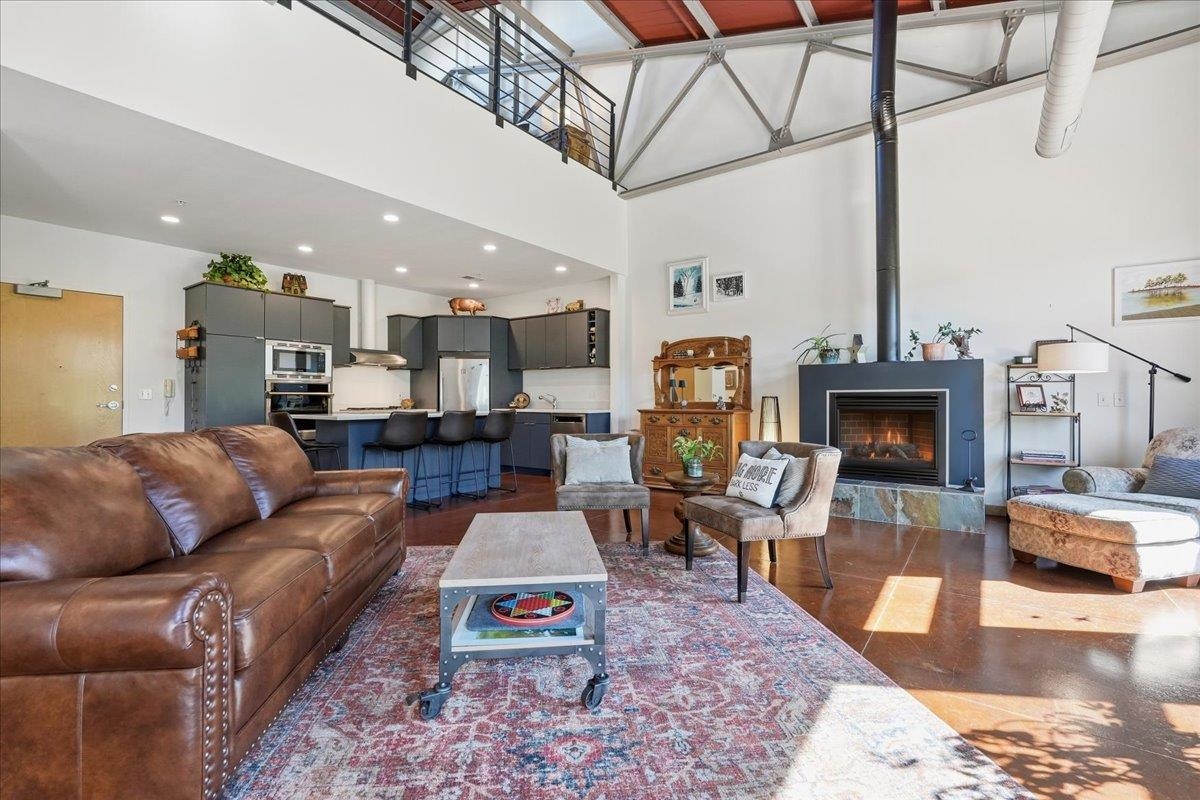 7777 Elmwood Avenue Unit: 208