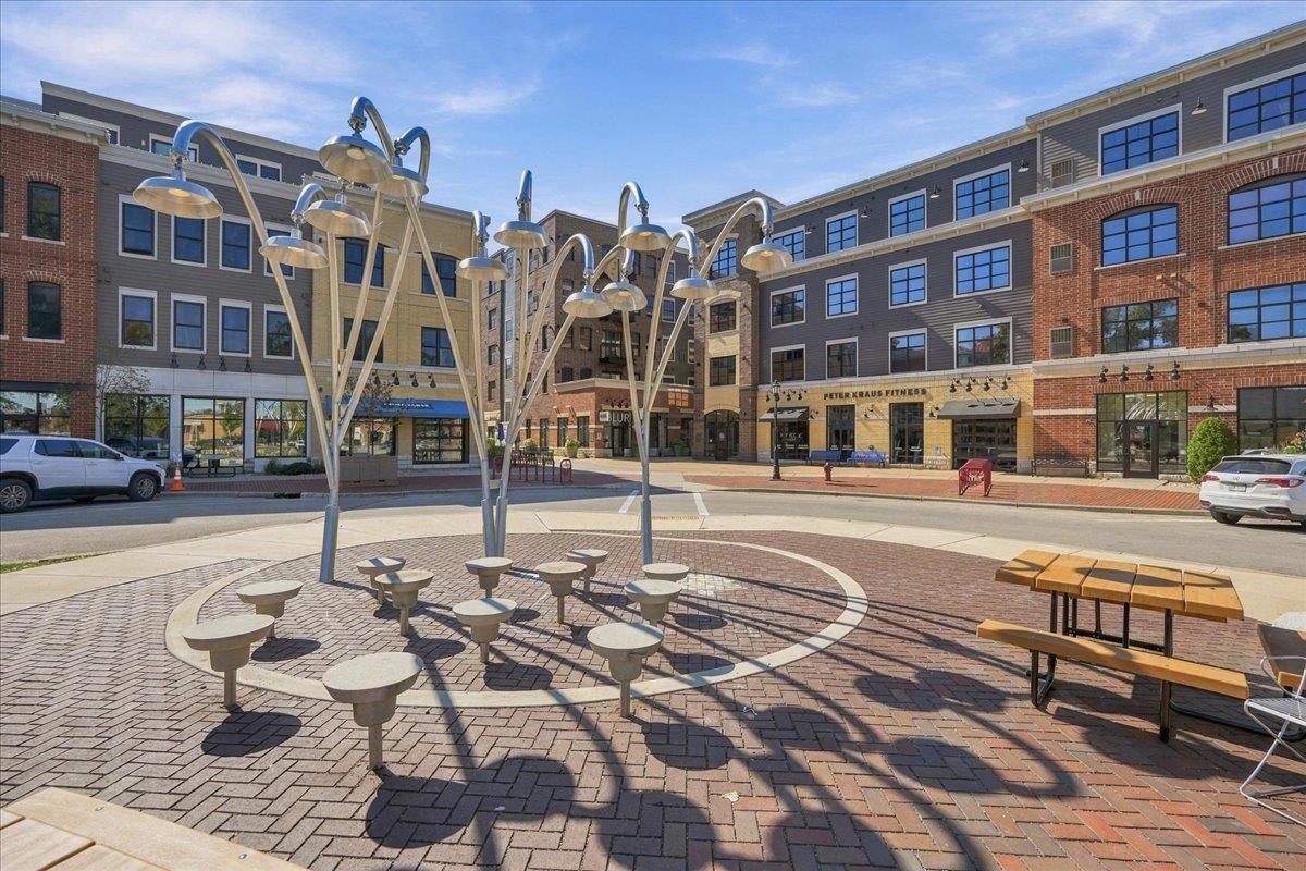 7777 Elmwood Avenue Unit: 208