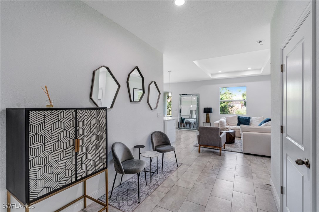 9017 Meadow CIR