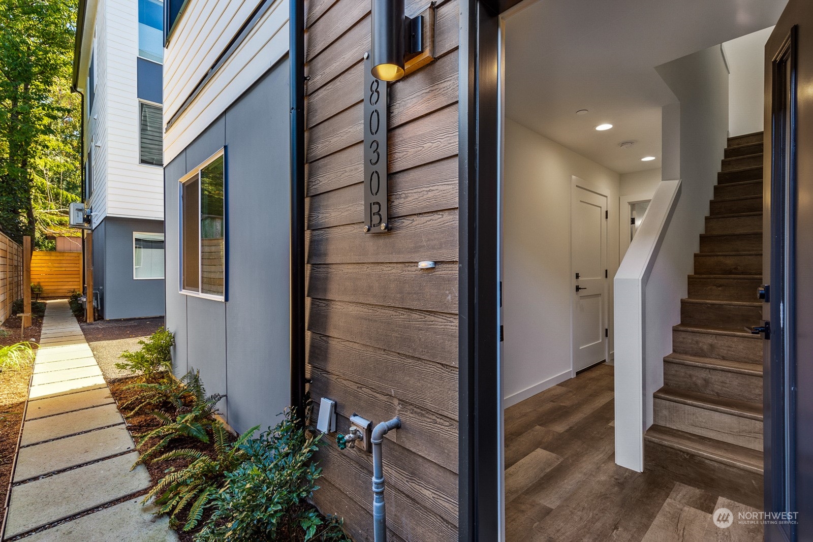 18030 2nd Avenue NE Unit: B