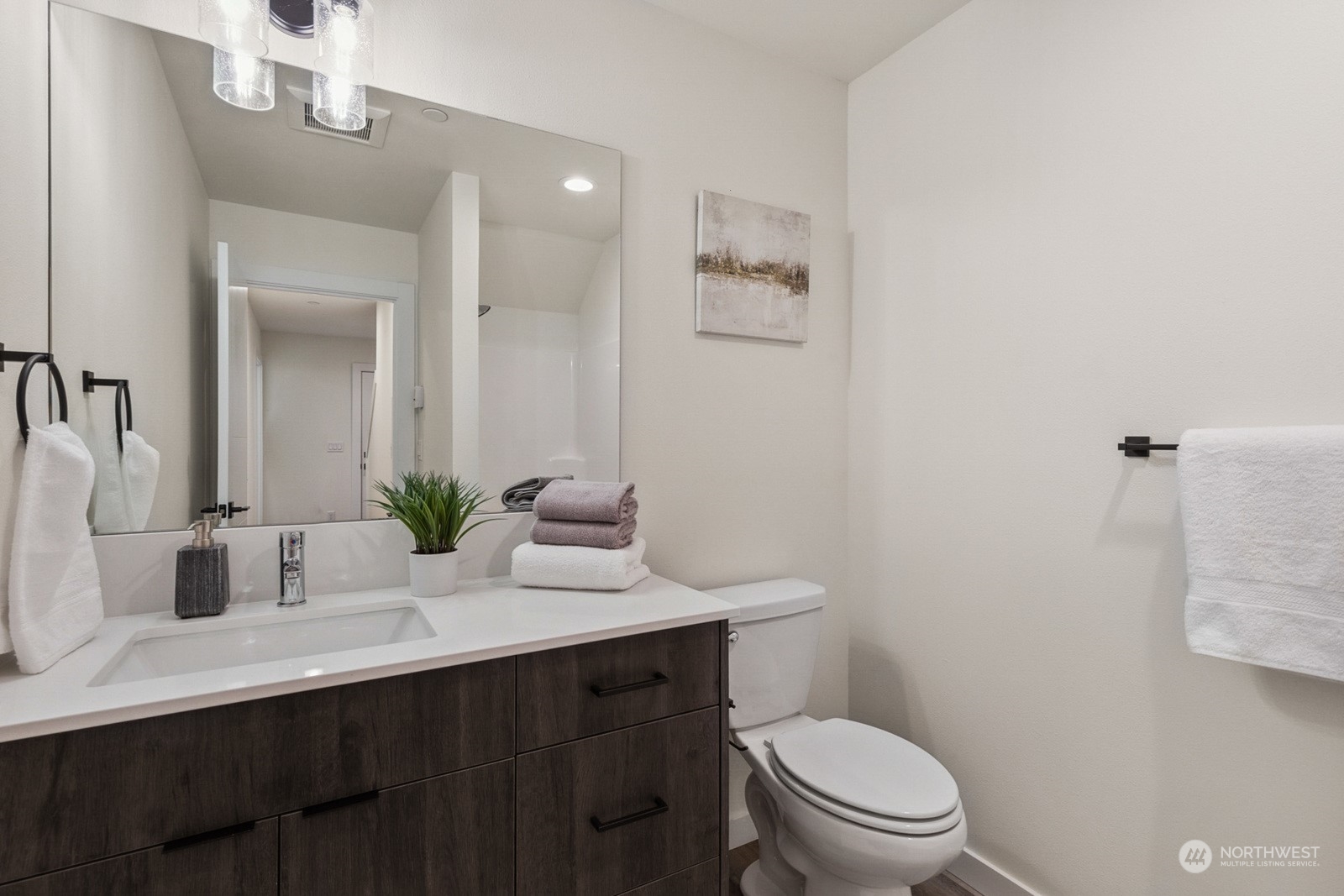 18030 2nd Avenue NE Unit: B