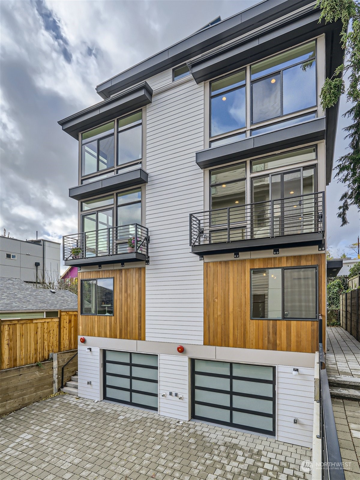 3959 1st Avenue NE Unit: B