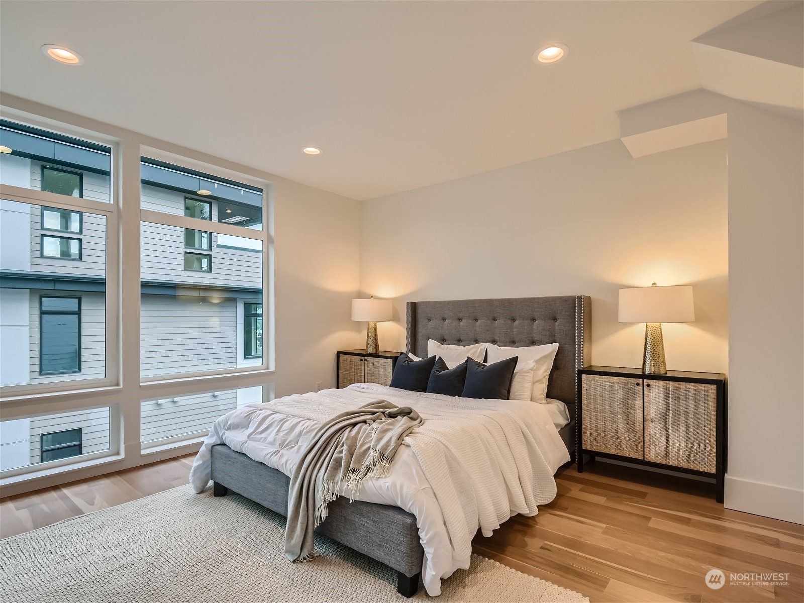 3959 1st Avenue NE Unit: B
