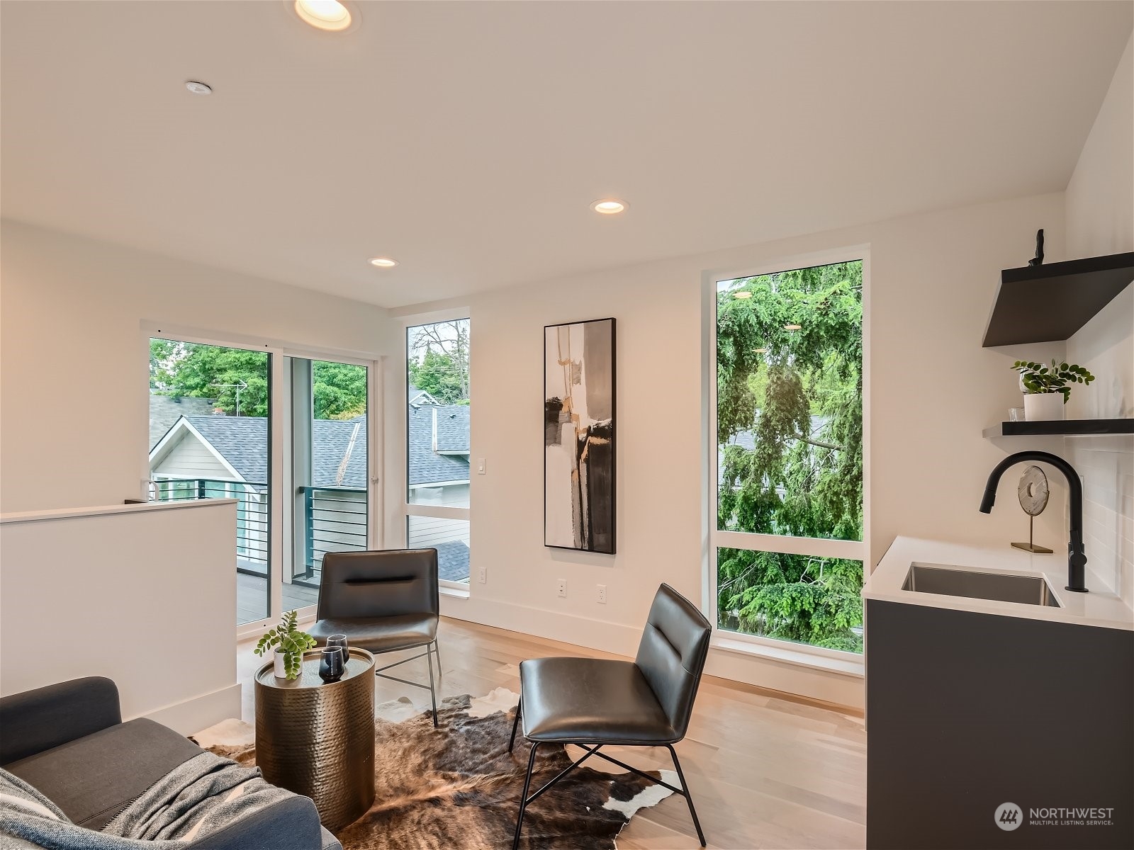3959 1st Avenue NE Unit: B