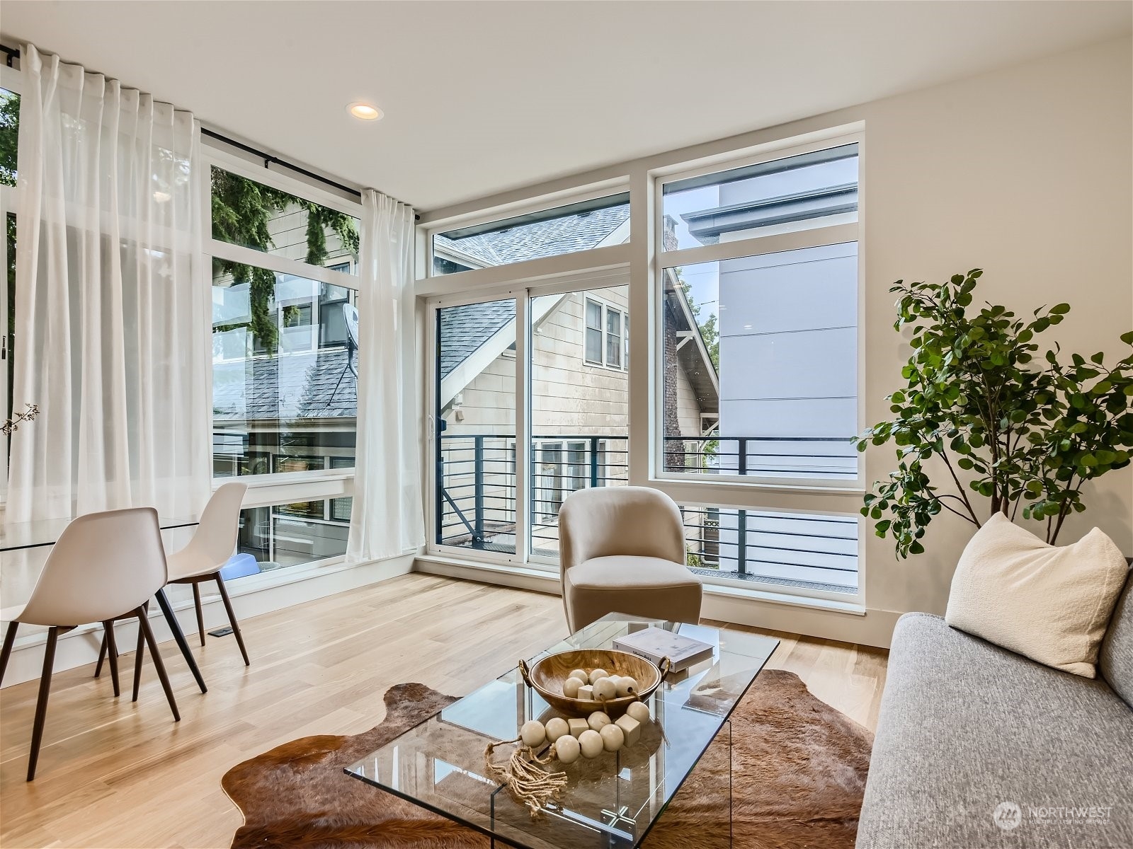 3959 1st Avenue NE Unit: B