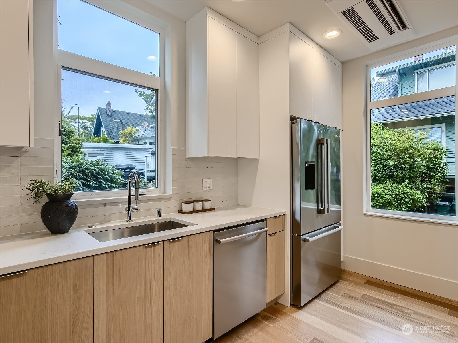 3959 1st Avenue NE Unit: B