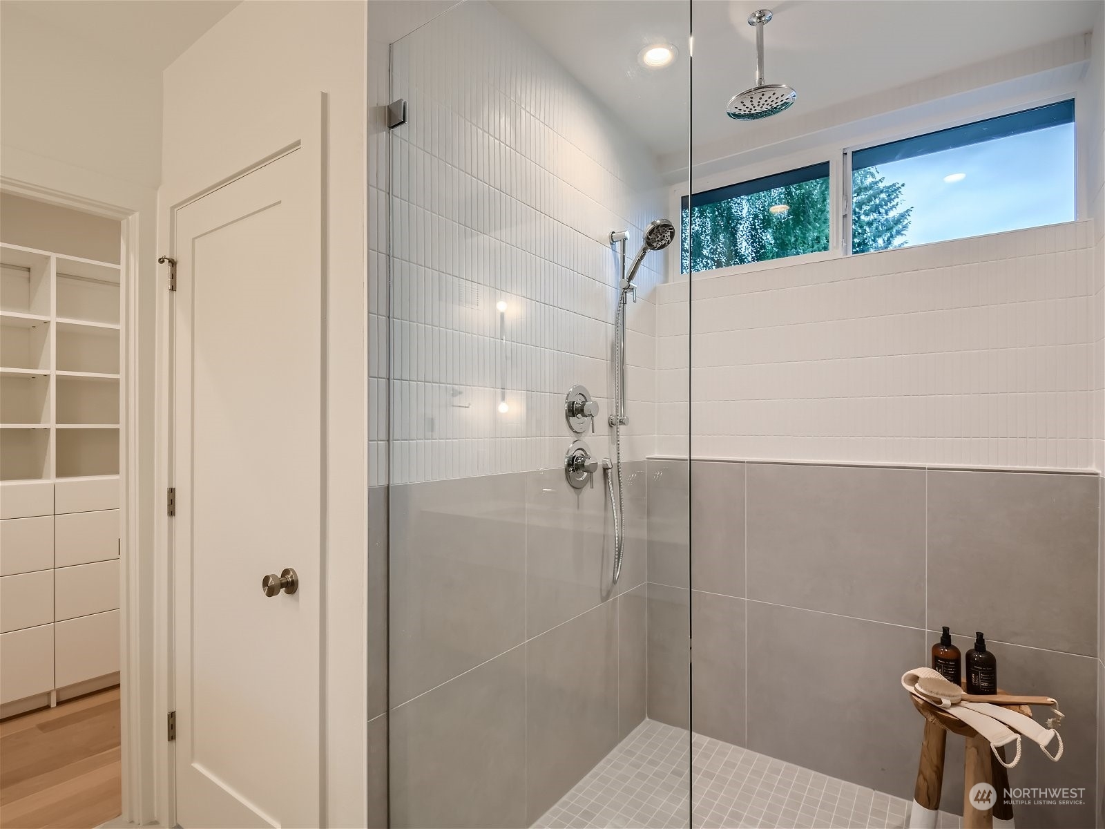 3959 1st Avenue NE Unit: B