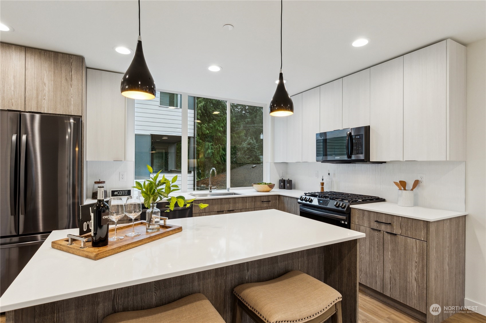 18032 2nd Avenue NE Unit: C