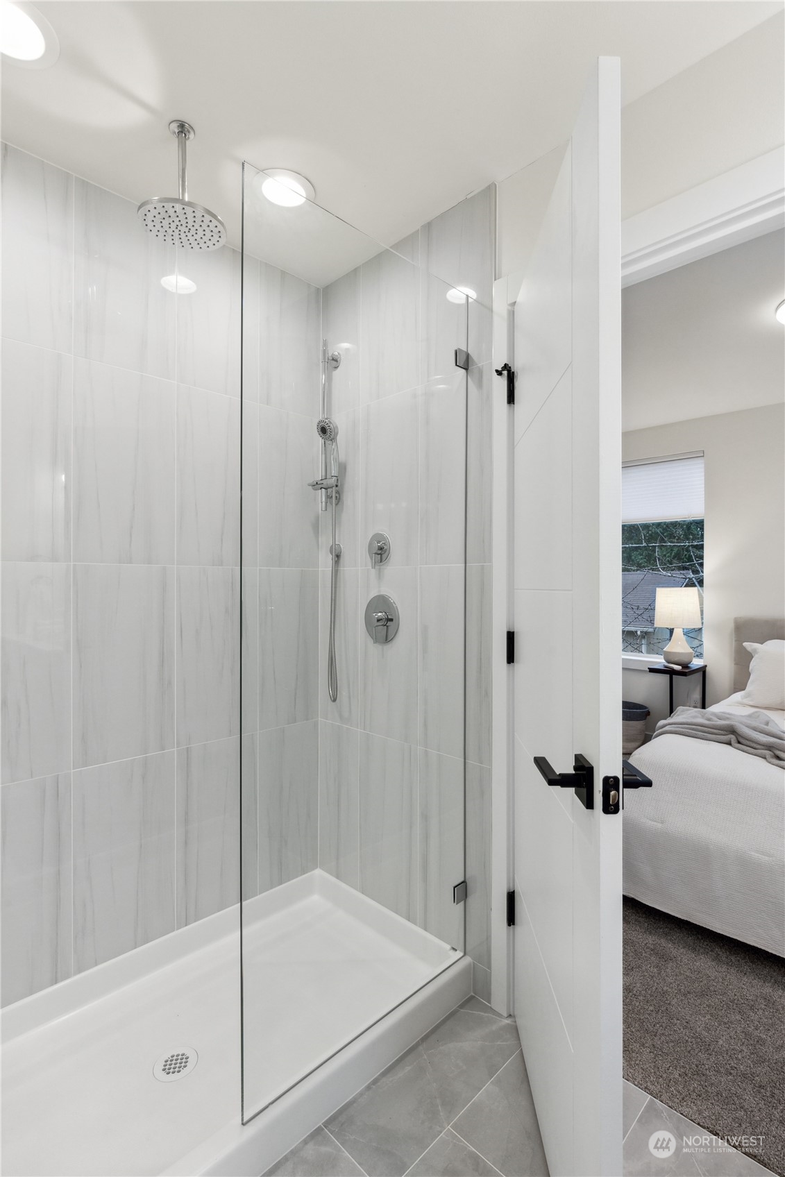 18032 2nd Avenue NE Unit: C
