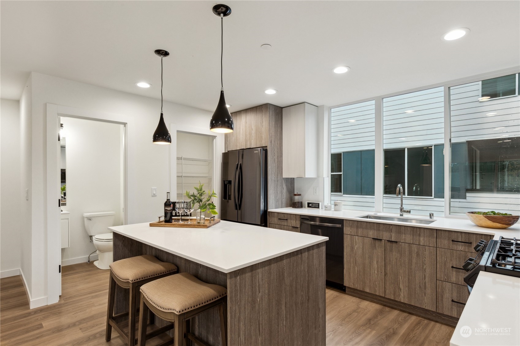 18032 2nd Avenue NE Unit: C