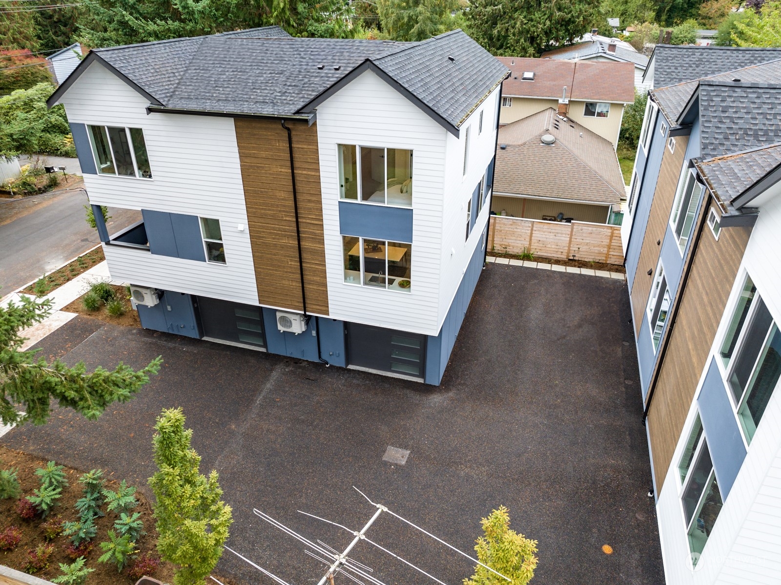 18032 2nd Avenue NE Unit: C