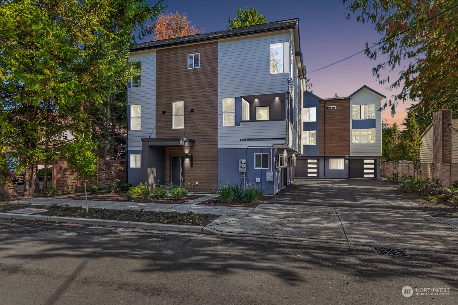 18032 2nd Avenue NE Unit: C