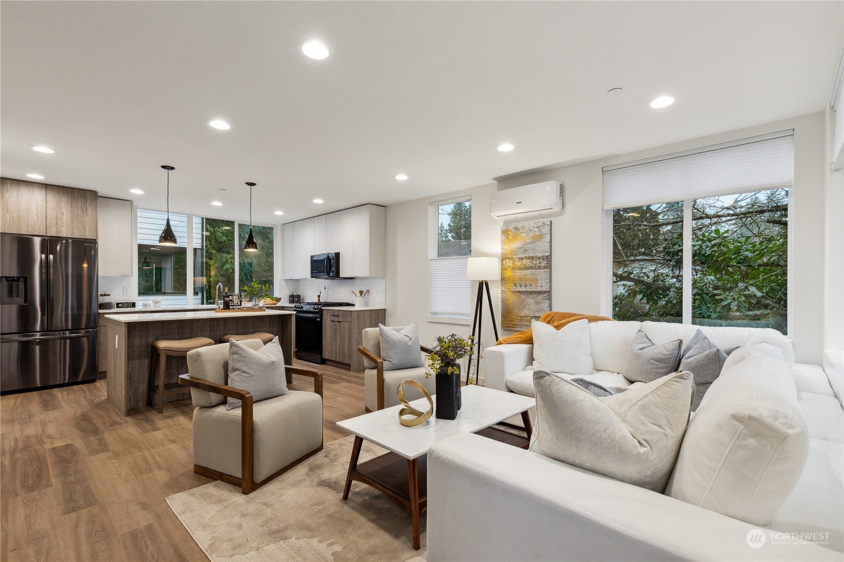 18032 2nd Avenue NE Unit: C