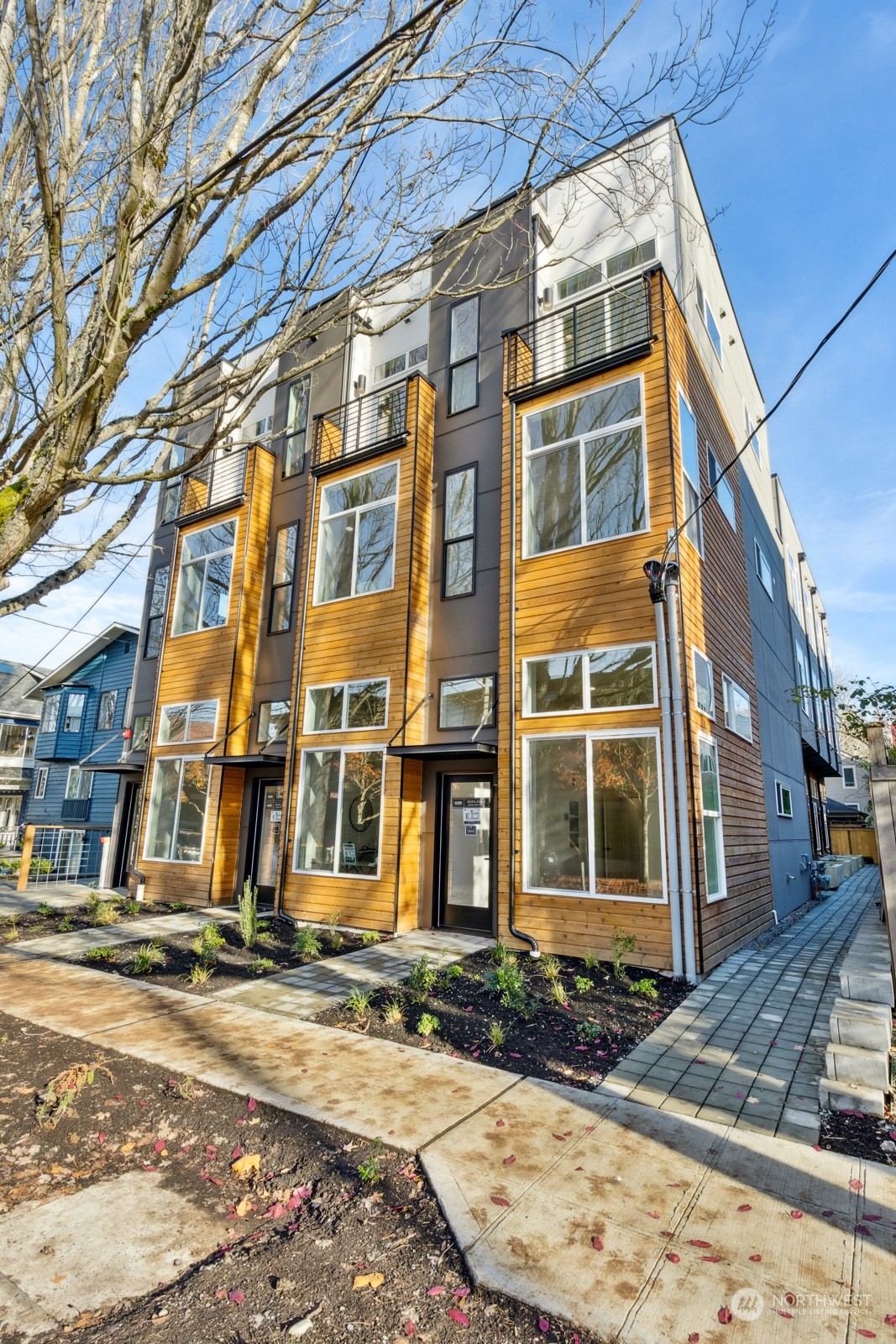 1110 33rd Avenue Unit: A